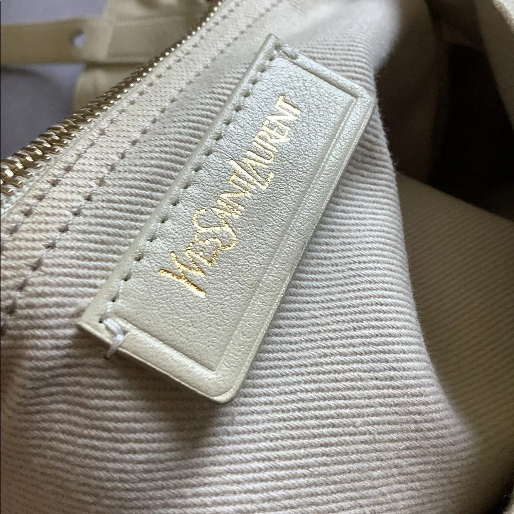 Authentic DRESSY🌹YSL MUSE TWO WAY LEATHER PURSE 🔥
